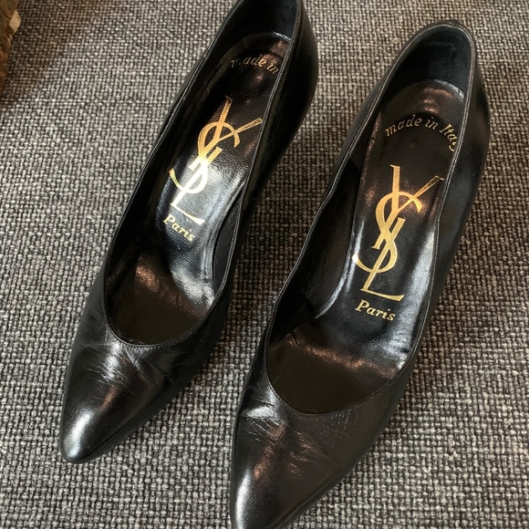 Yves Saint Laurent Shoes - Yves Saint Laurent YSL Black Leather Pumps Made in Italy Size 7.5